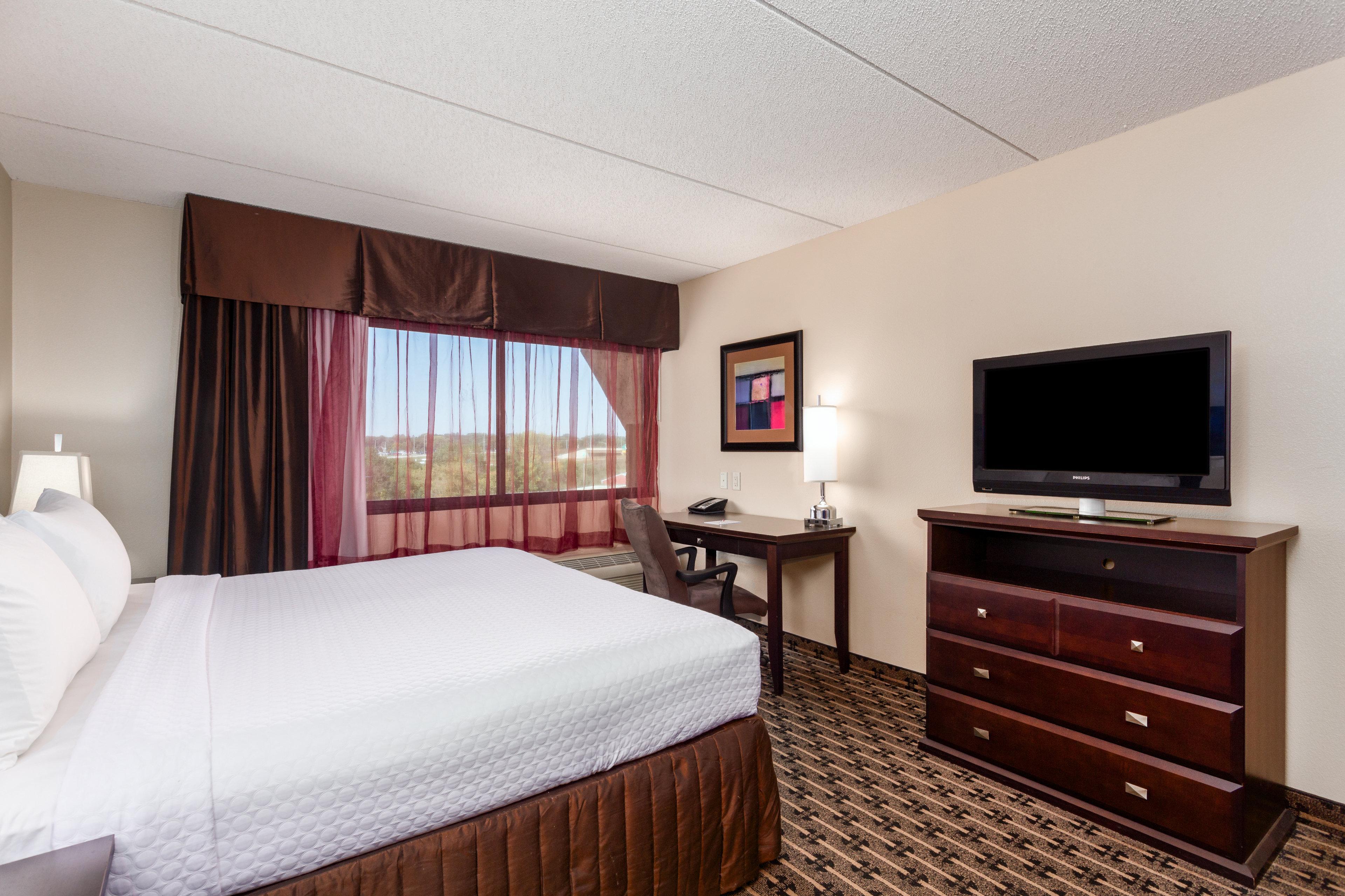 Crowne Plaza Milwaukee South By Ihg Hotel Exterior foto