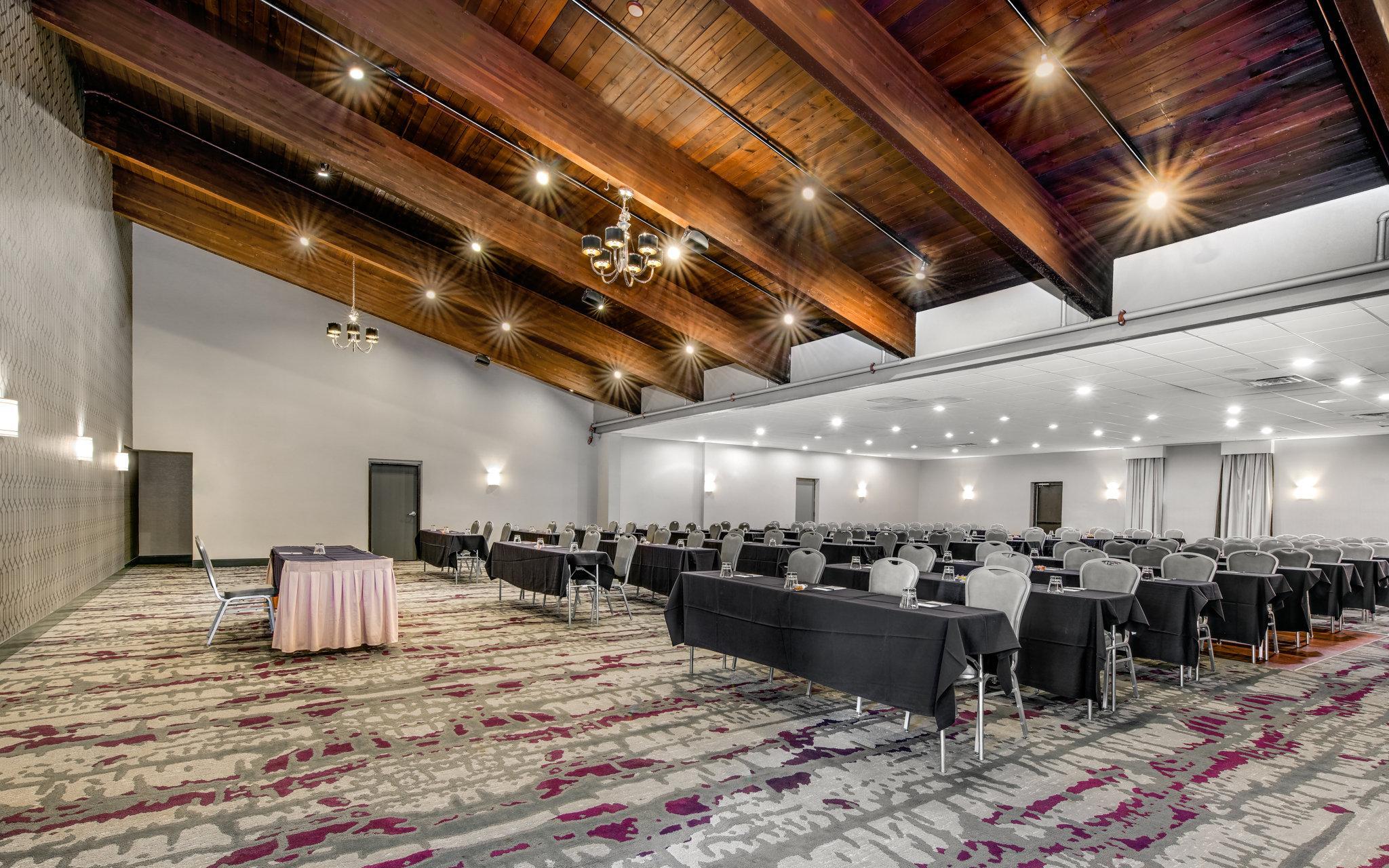 Crowne Plaza Milwaukee South By Ihg Hotel Exterior foto