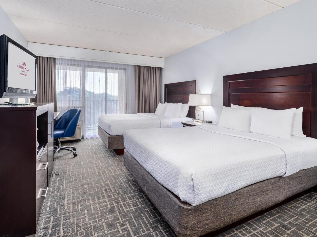 Crowne Plaza Milwaukee South By Ihg Hotel Exterior foto