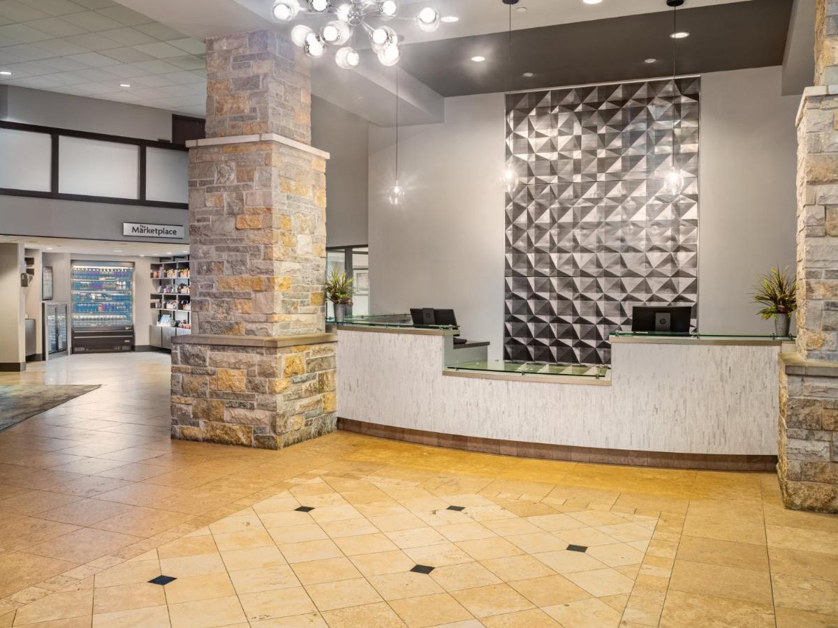Crowne Plaza Milwaukee South By Ihg Hotel Exterior foto