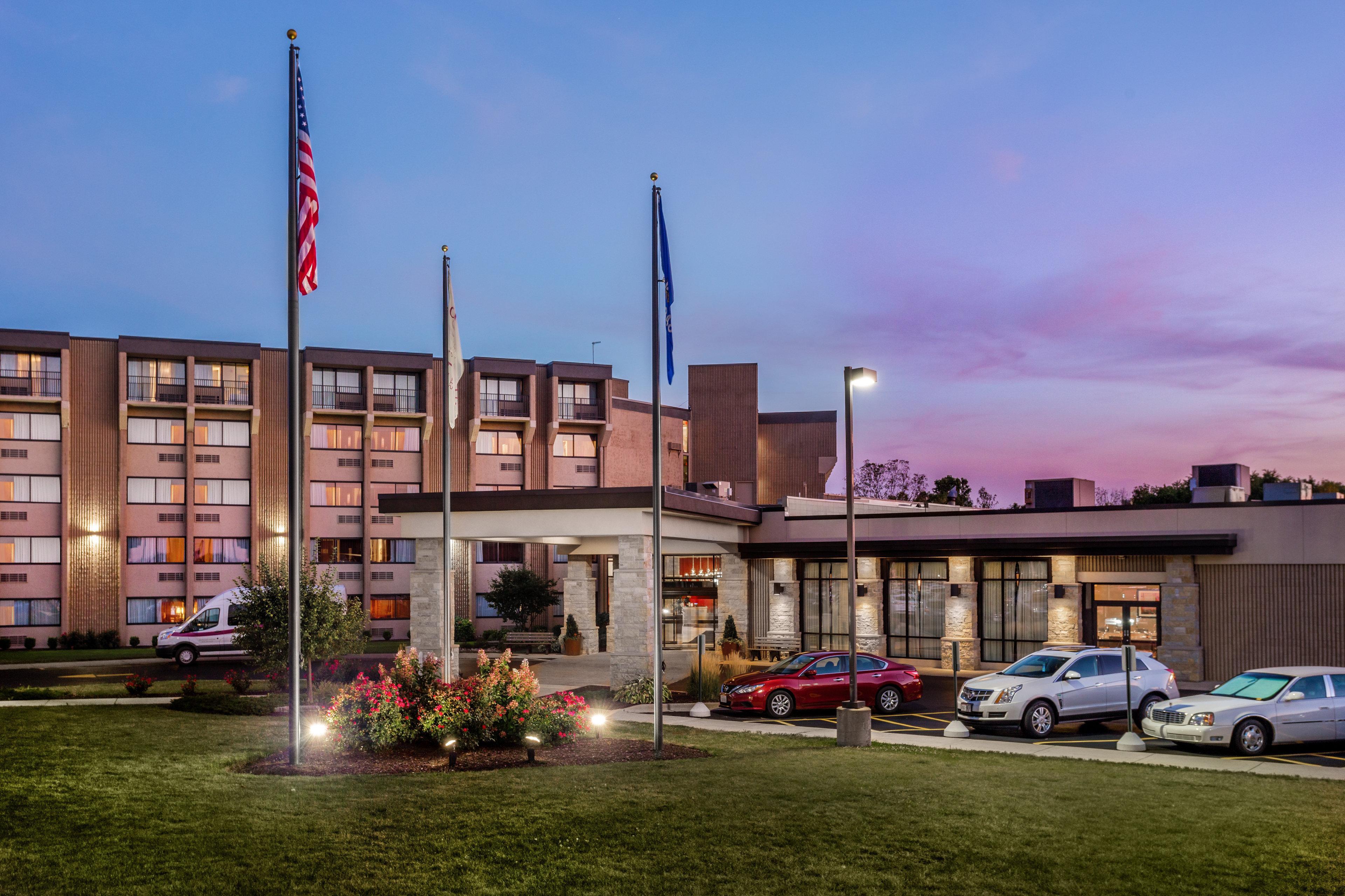 Crowne Plaza Milwaukee South By Ihg Hotel Exterior foto